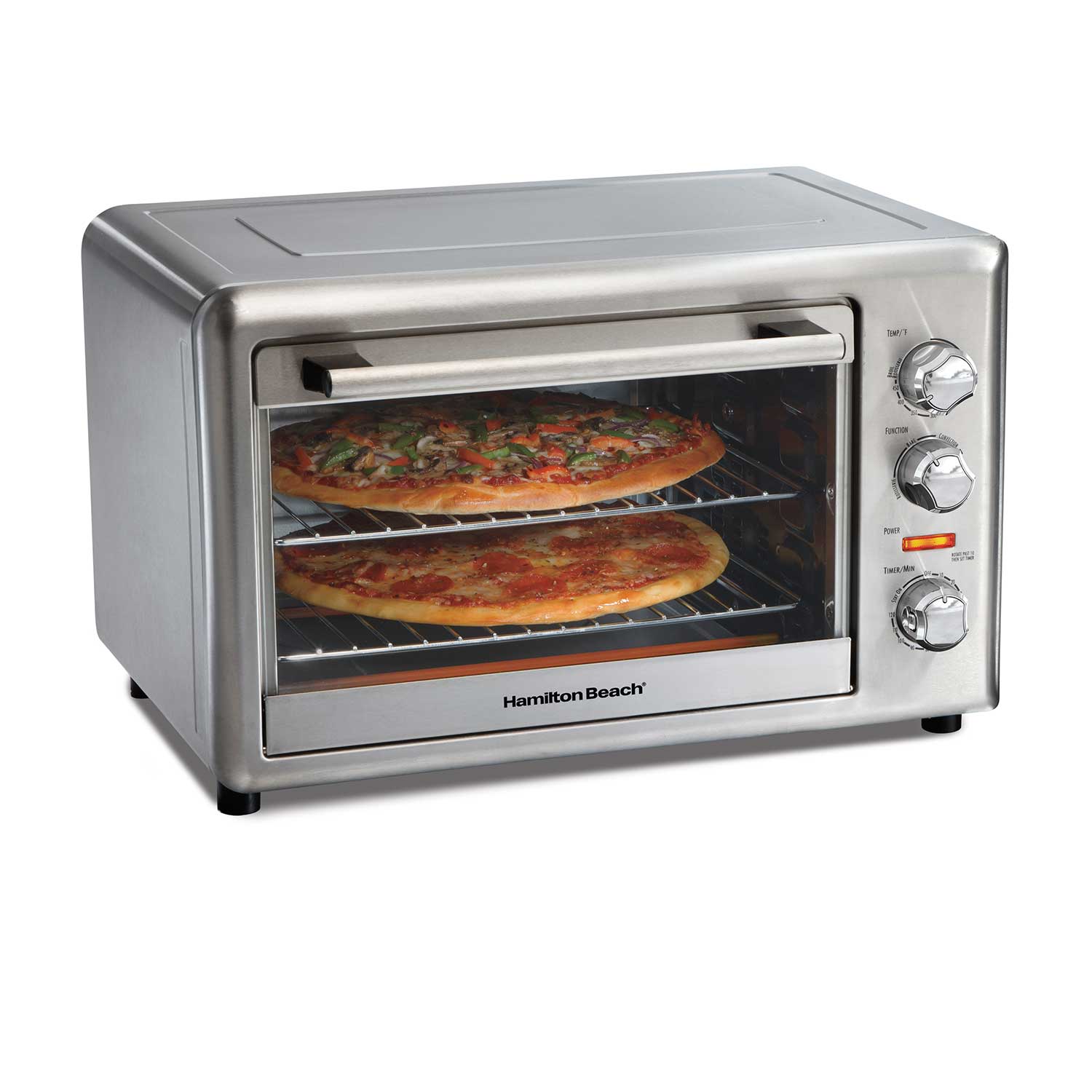 Hamilton Beach 31153D aanrechtoven met roestvrijstalen uitstraling, voordeur, drie draaiknoppen en twee gepresenteerde pizza’s die door het venster zichtbaar zijn.